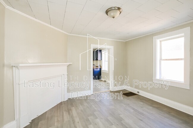 Foto del edificio - 438 24th St NW