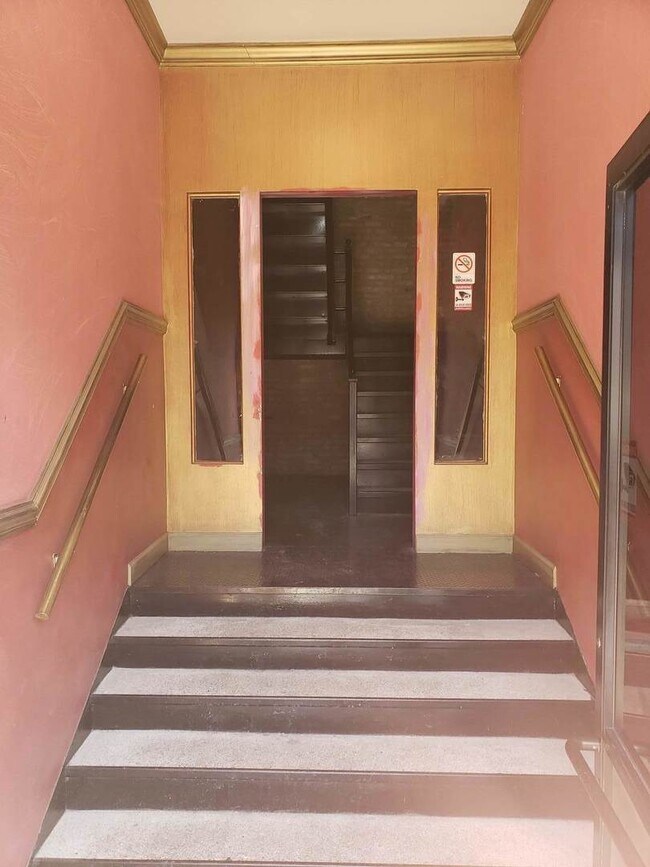 Foto del edificio - 5739 S Calumet Ave