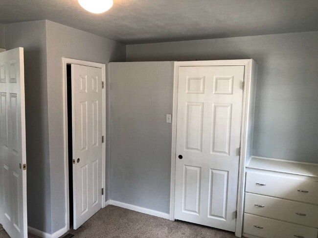 Foto del edificio - 450 E 300 N