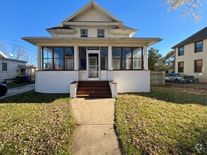 Building Photo - 609 S Clay St