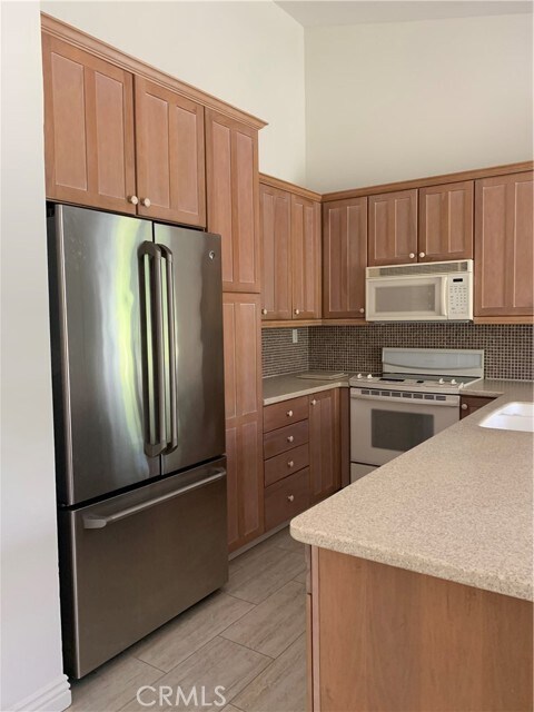Building Photo - 13 Campton Pl