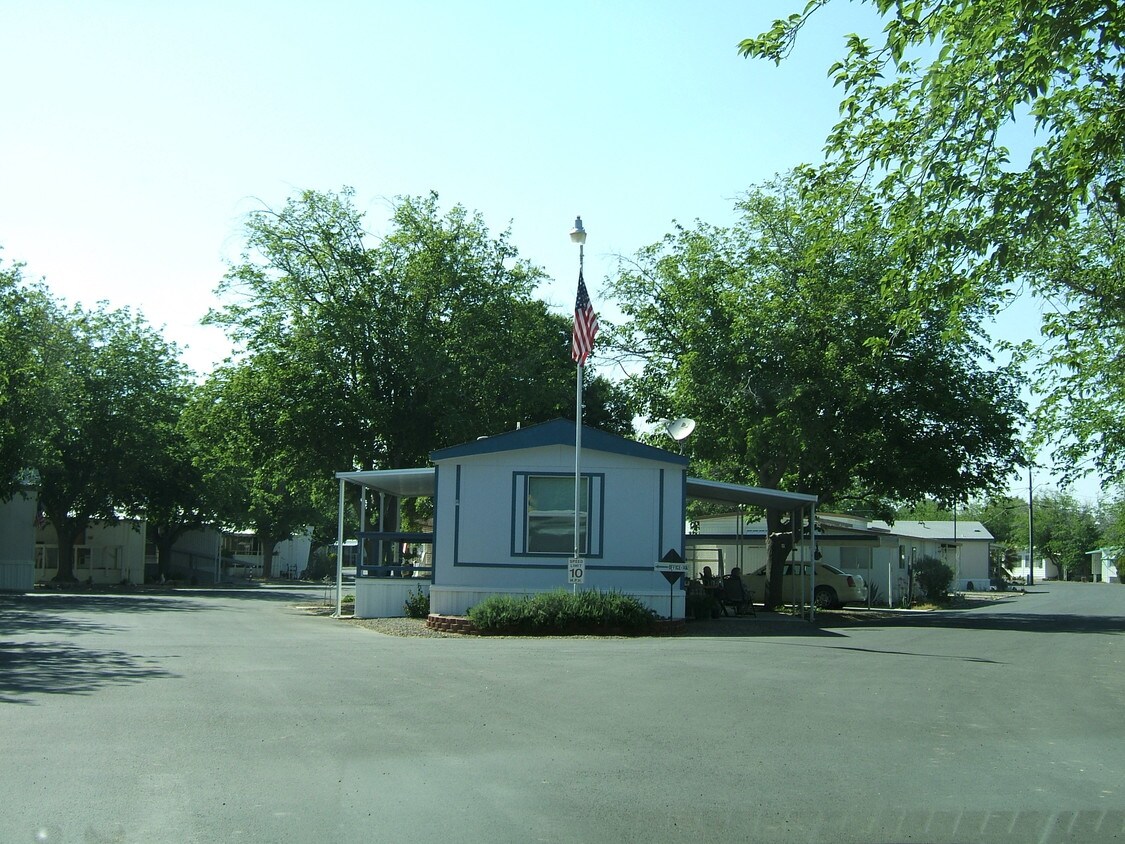 Primary Photo - Palm Drive Manufactured Home Park