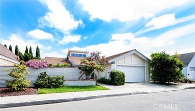 Building Photo - 24 Cypress Tree Ln