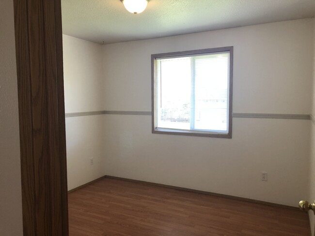 Bedroom #1 - 252 Hillshire Dr