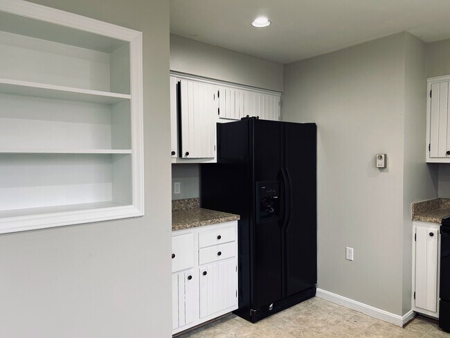 Foto del edificio - 413 Briarmont Dr