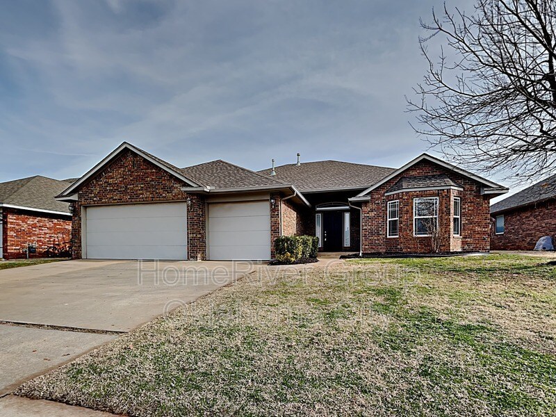 13812 Teagen Ln, Yukon, OK 73099 House Rental in Yukon, OK