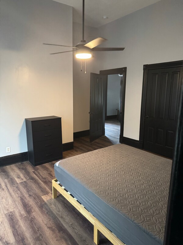 Foto del edificio - 126 Montgomery St