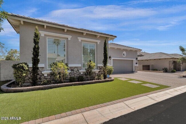 Building Photo - 4449 E Fountain St