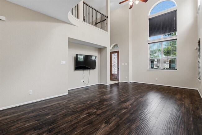 Building Photo - 9131 Solvista Pass Ln