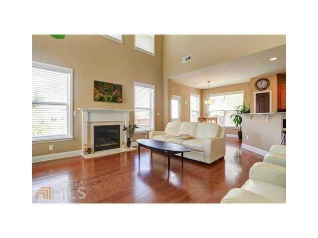 Building Photo - 5620 Falls Landing Dr