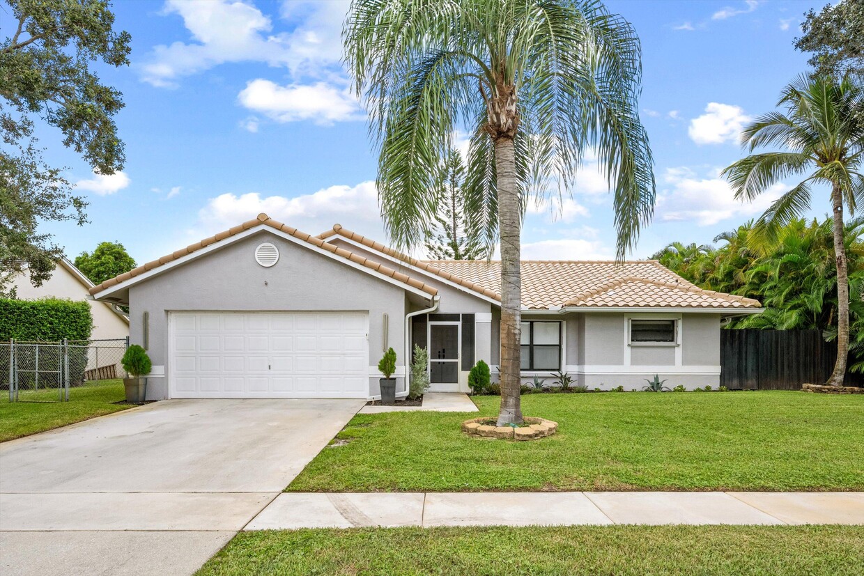Foto principal - 10561 Paso Fino Dr