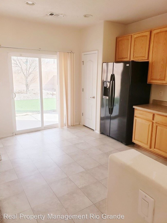 Building Photo - 3 br, 2 bath House - 2544 Violeta Circle