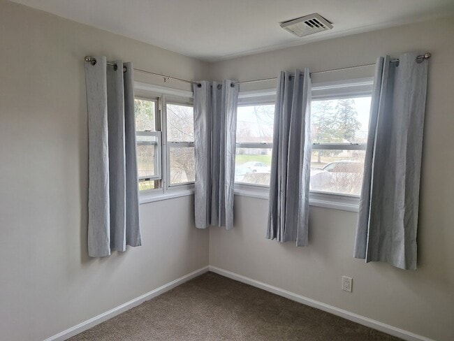 Foto del edificio - 86 Kendall Rd