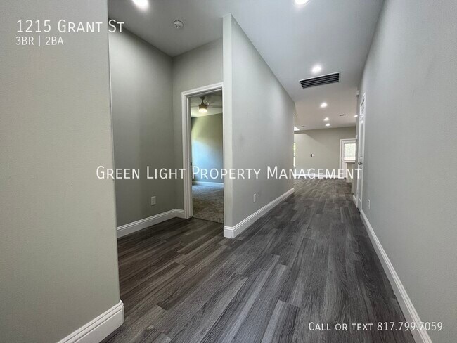 Foto del edificio - 1215 Grant St