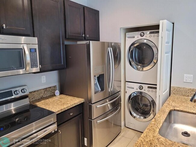Foto del edificio - 14648 SW 14th St