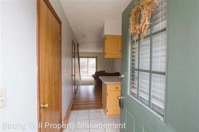 Foto del edificio - 2 br, 1.5 bath House - 36 Densmore Drive - 1