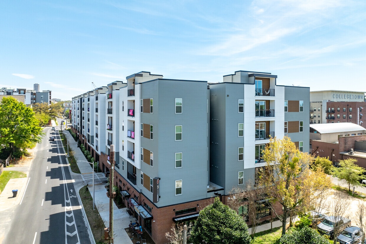 833 W Saint Augustine St - Statehouse Woodward