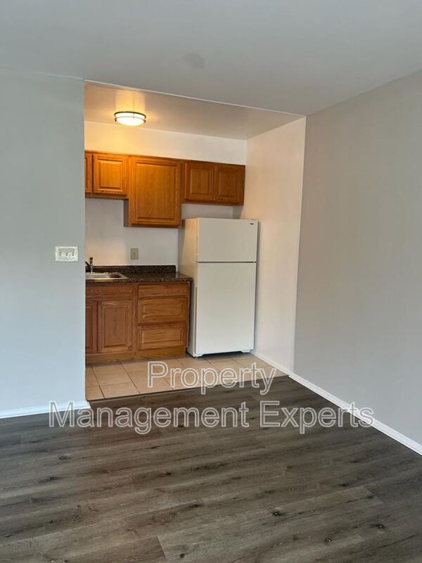 Foto del edificio - 2330-Glendale Terrace -C2