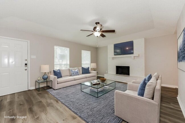 Building Photo - 6003 Cool Springs Dr
