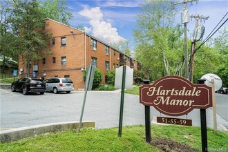 Building Photo - 59 Fieldstone Dr