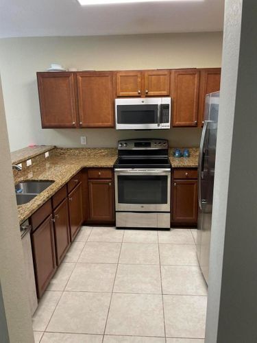 Foto del edificio - 8760 NW 97th Ave