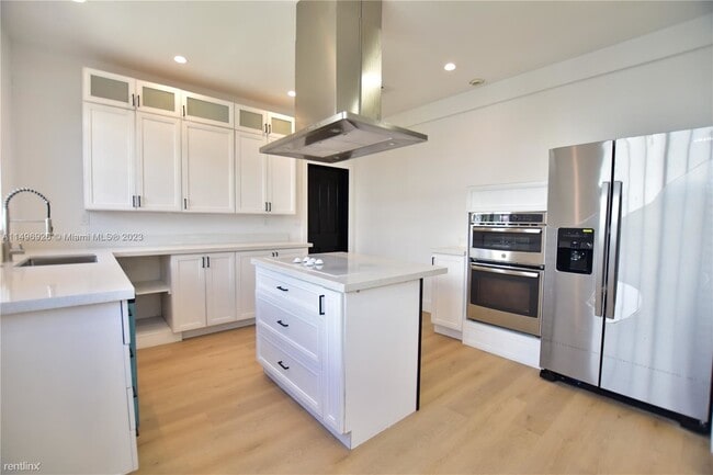 Building Photo - 3 br, 2 bath House - 2976 SW 16th St # 2976