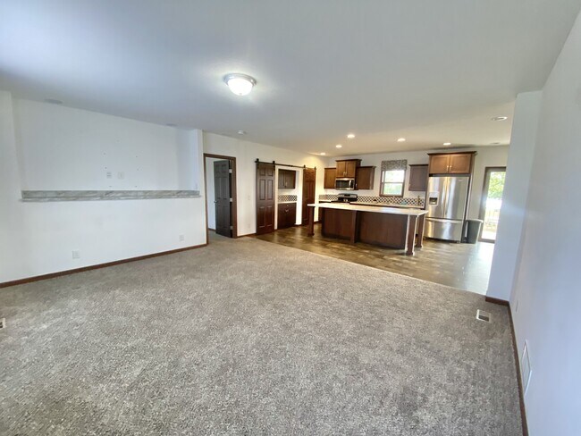 Foto del edificio - 3257 Harrison Rd