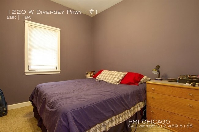 Building Photo - 1220 W Diversey Pkwy