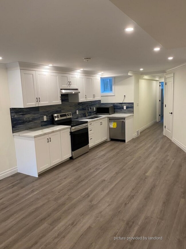 Building Photo - 18 Beatrice St