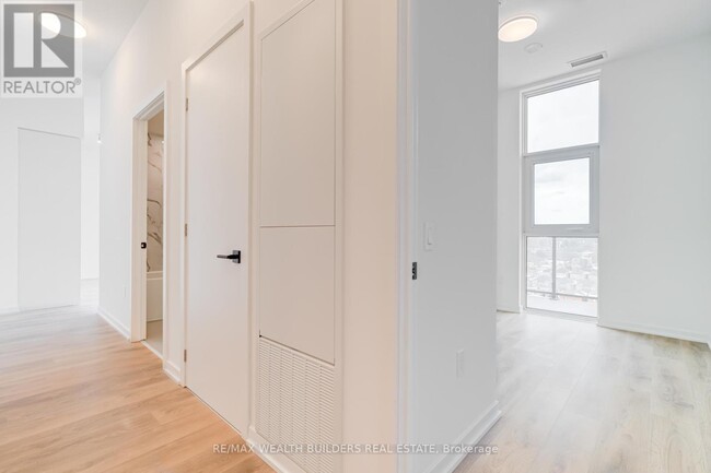 Photo du bâtiment - 1285 Dupont St