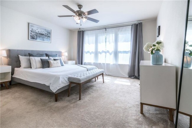 Foto del edificio - 9501 Tanager Way