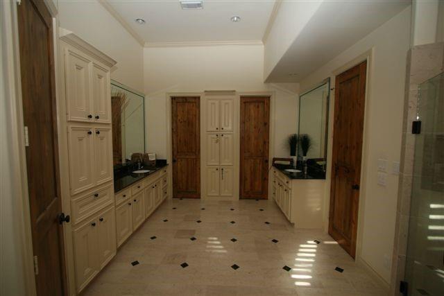 Building Photo - 4035 Lanark Ln