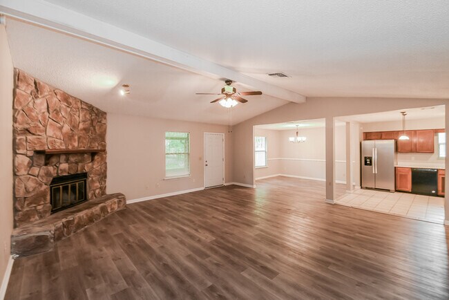 Building Photo - Fleming Island 4-Bedroom Home!
