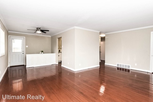 Building Photo - 2 br, 1 bath House - 223 Royce Dr.