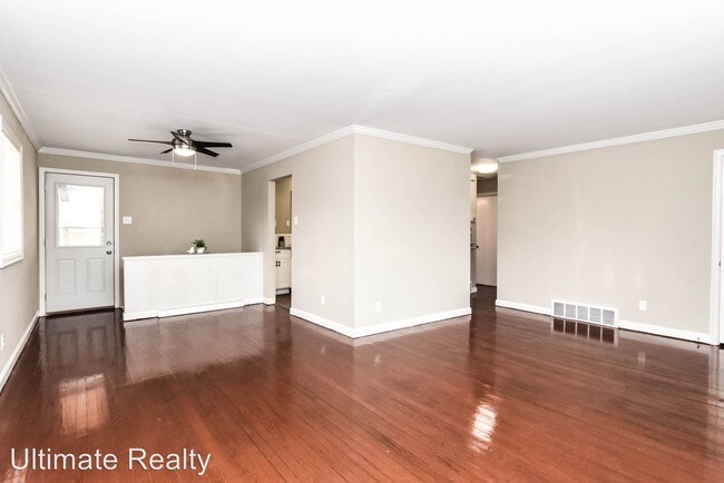 Foto del edificio - 2 br, 1 bath House - 223 Royce Dr.