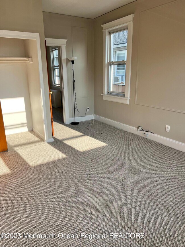 Foto del edificio - 446 Erico Ave