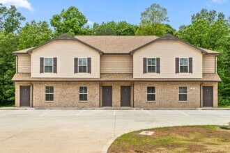 Building Photo - 284 Smithson Ln