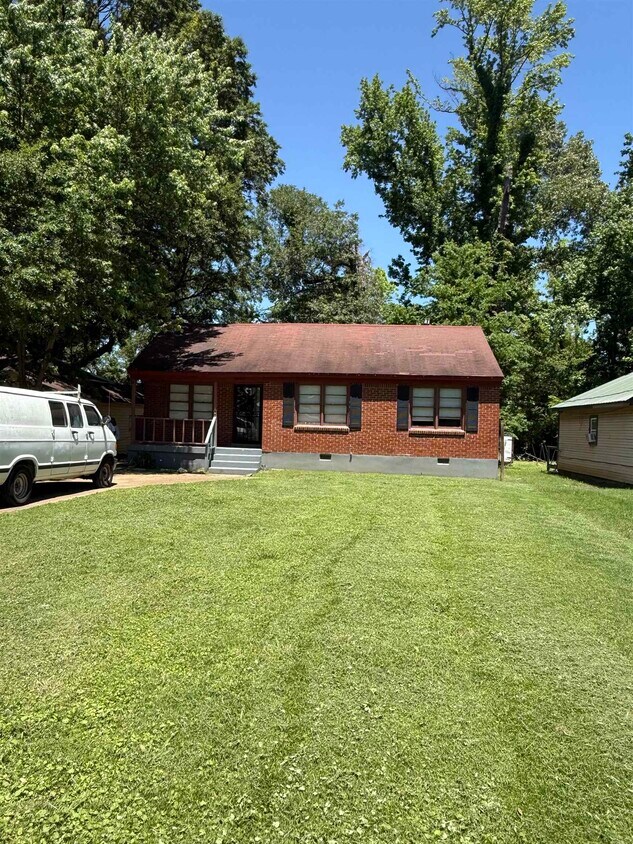 Foto principal - 1964 Clifton Ave
