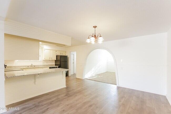 Foto del edificio - 2956 N 50th Dr