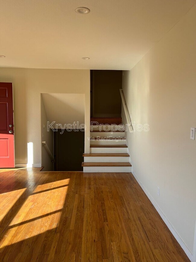 Foto del edificio - 2420 Alameda St