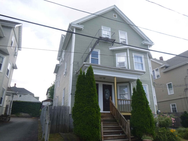Building Photo - 85 Daniels St