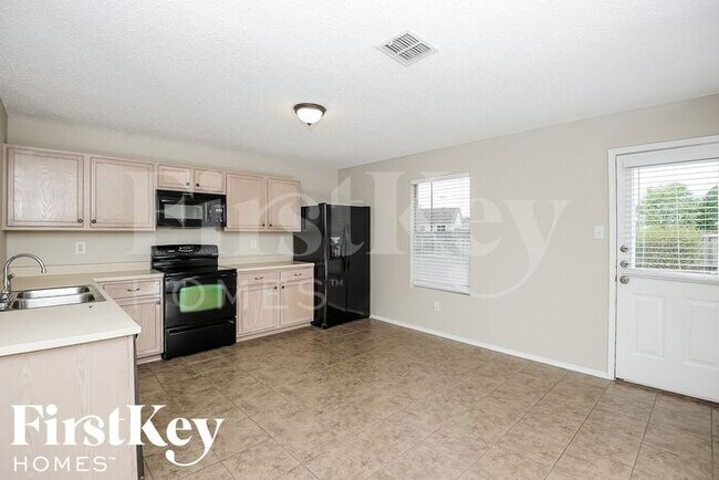 Foto del edificio - 4344 Hunters Creek Dr