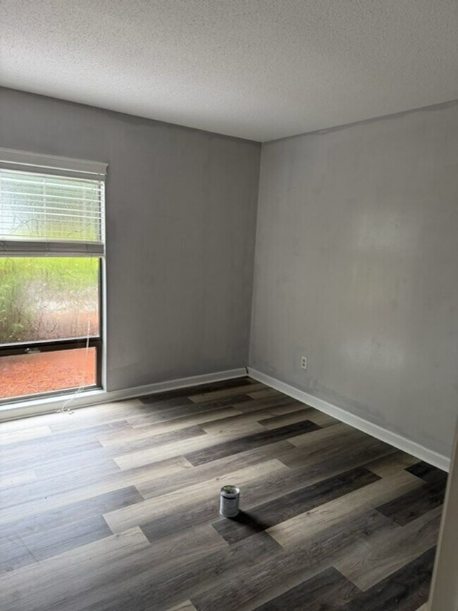 Building Photo - 435 Salt Marsh Cir
