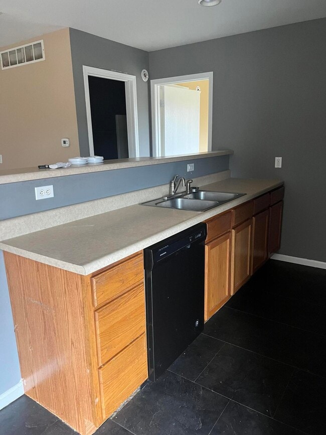 Foto del edificio - 3413 Zinnia Dr