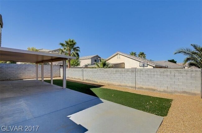 Building Photo - Gorgeous 1 story Home