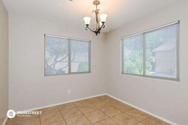 Building Photo - 10182 E DESERT GORGE DR, TUCSON, AZ 85747
