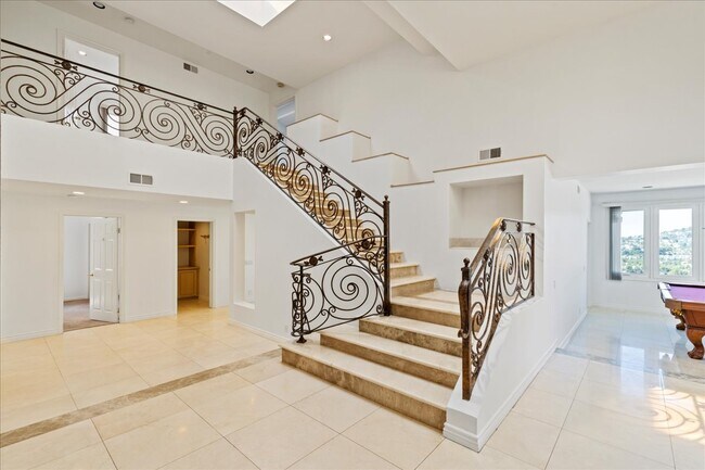 Building Photo - 24182 Park Riviera