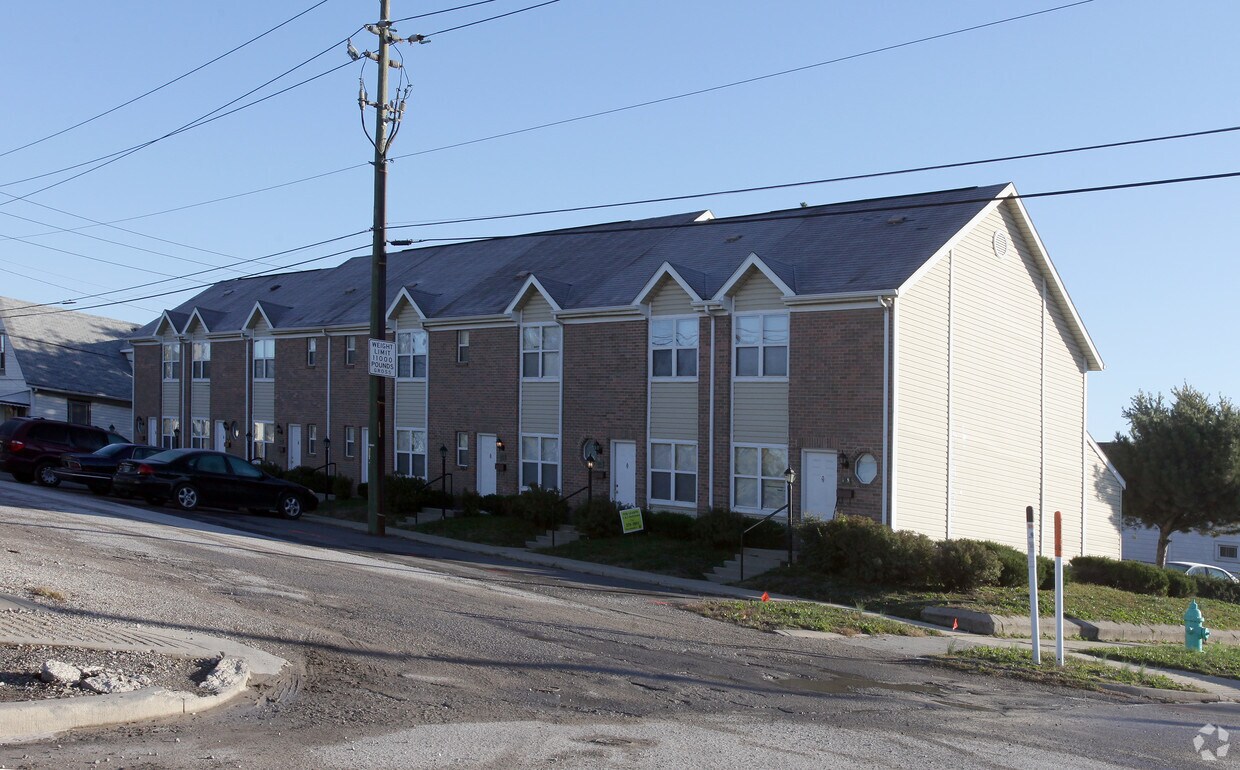 Primary Photo - 236 Wisconsin St