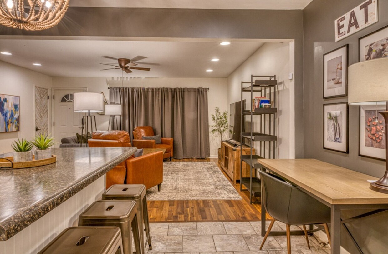 Foto principal - 6150 Juniper Ave