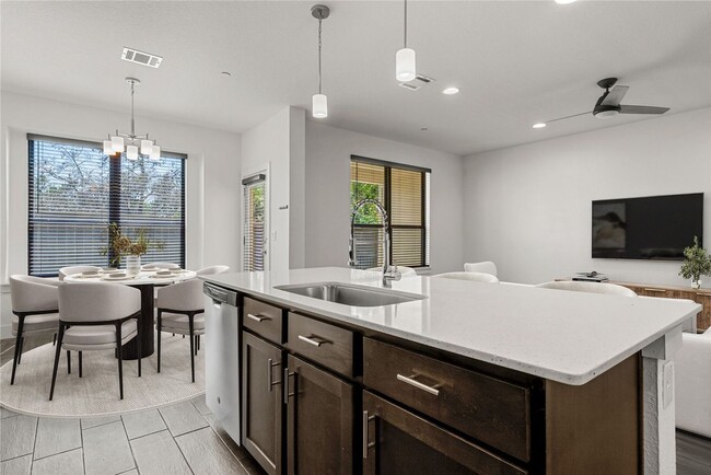 Building Photo - 12315 Maypole Bend